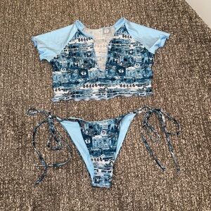 Frankie's Bikinis Blue Graphic Set